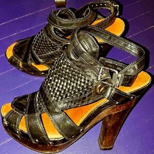 Gorgeous, Sexy, Quality Aldo made in Brazil Sexy Heel Shoes! 🤩💖😁